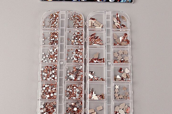 Pro Tips: Rose Gold Nail Rhinestones Kit Guide